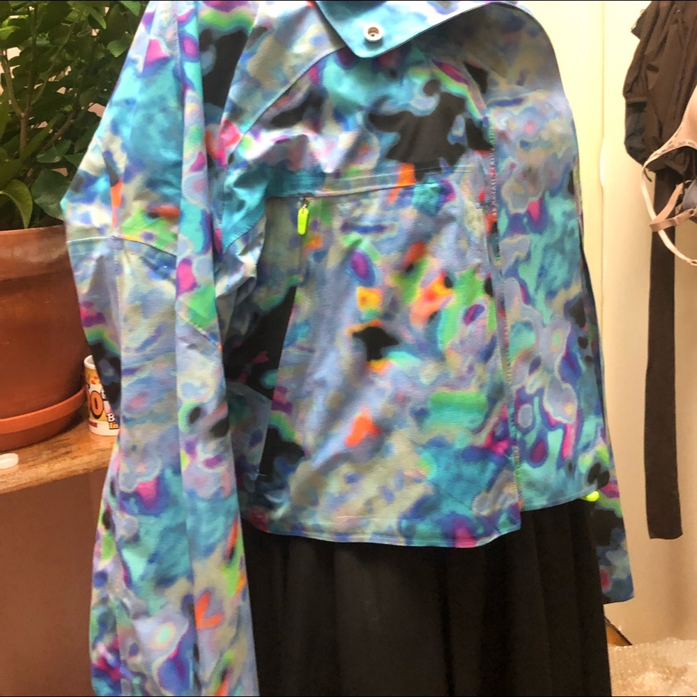 Crop rain coat